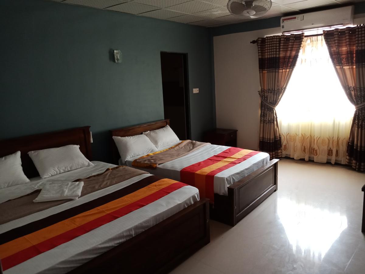 Global City Hotel Maligawatta Exterior foto