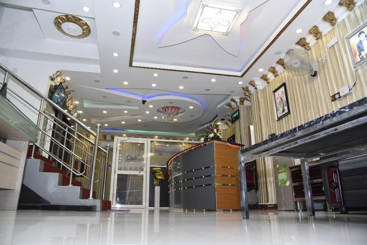 Global City Hotel Maligawatta Exterior foto