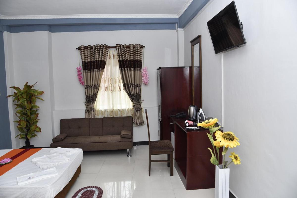 Global City Hotel Maligawatta Exterior foto